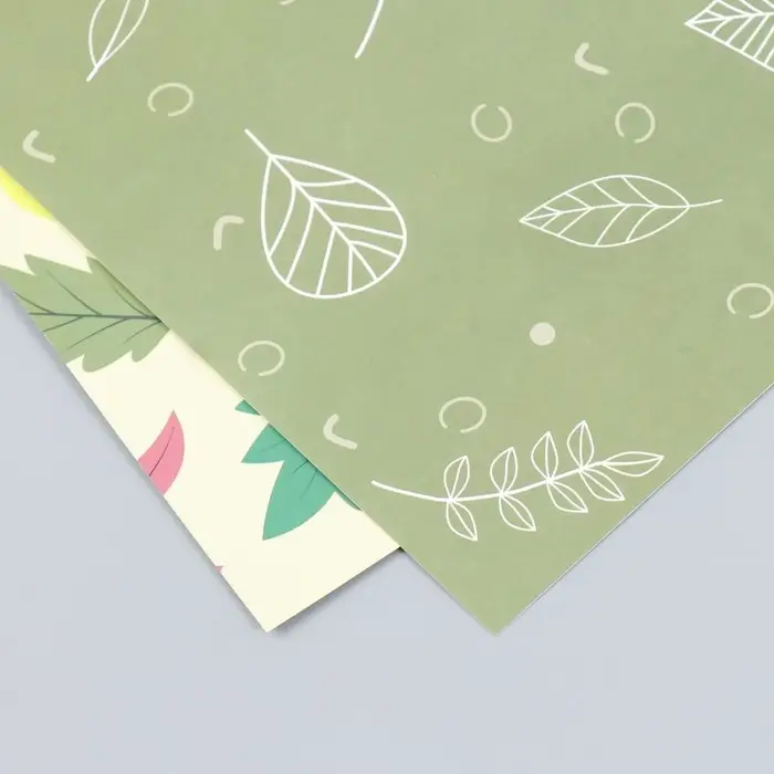 Бумага для скрапбукинга двусторонняя Бумага для скрапбукинга двусторонняя "Листья" плотность 180 гр 30,5х32 см