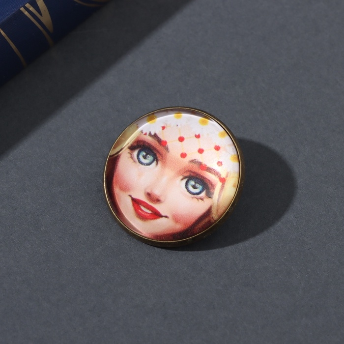 Набор брелок и значок  Набор брелок и значок "Русский парень и девушка" 6х11 см