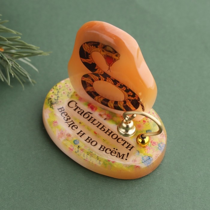 Новый год. Сувенир Новый год. Сувенир "Стабильности везде и во всём! 2025", с колокольчиком, селенит, 6х6х4,5 см 105837