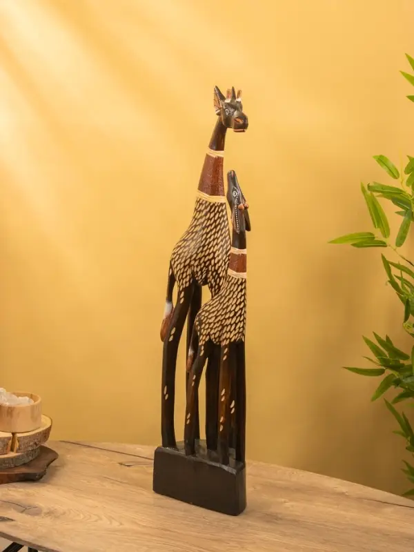 Сувенир "Жирафы" дерево 18х10х80 см