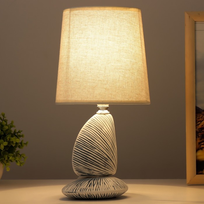 Настольная лампа Настольная лампа "Парма" E14 40Вт синий 15,5х15,5х32 см RISALUX