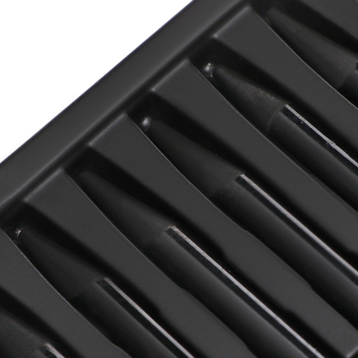 Карандаши цельнографитные, черные 12 штук + ластик + точилка + нож канцелярский Карандаши цельнографитные, черные 12 штук + ластик + точилка + нож канцелярский