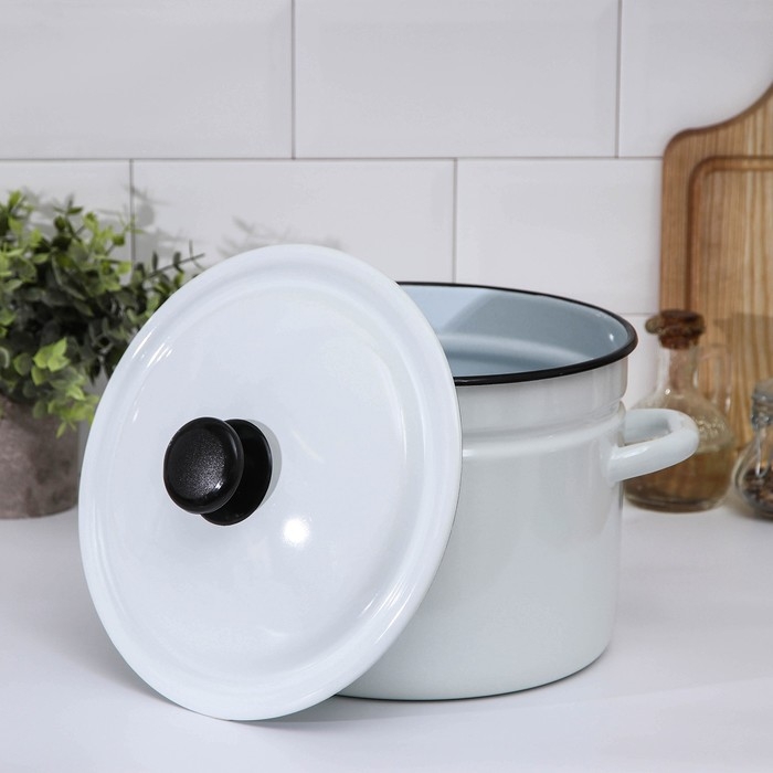 Кастрюля эмалированная без деколи, 6 л, цвет белый Кастрюля эмалированная без деколи, 6 л, цвет белый