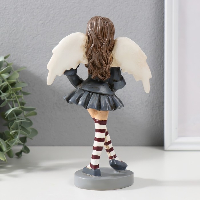 Сувенир полистоун Сувенир полистоун "Девочка-ангел в сером платье и полосатых гетрах" 12х6,5х19,5 см