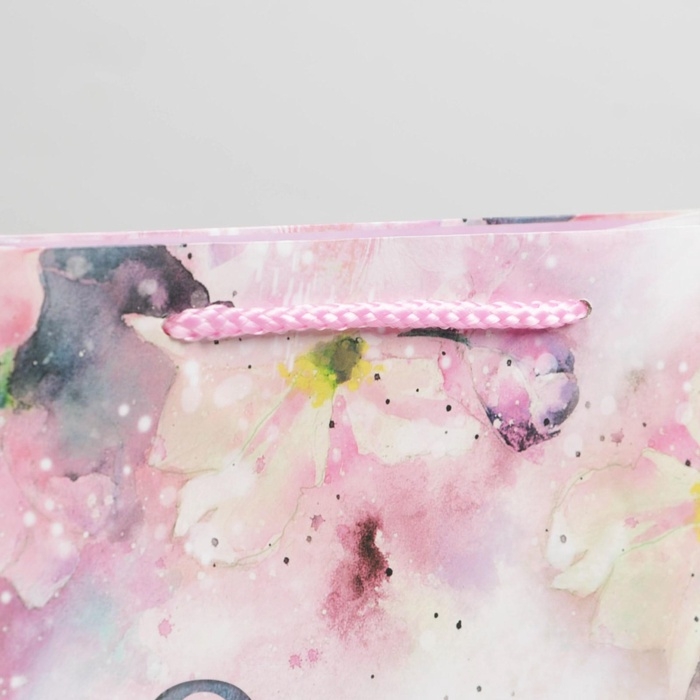 Пакет подарочный ламинированный вертикальный, упаковка, «С 8 марта», ML 21 х 25 х 8 см