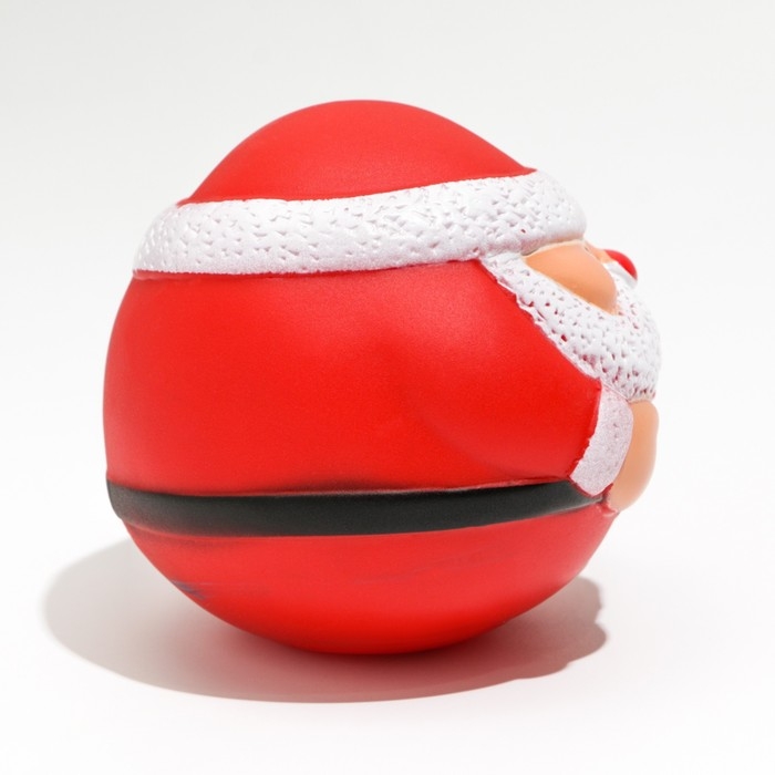 Шар пищащий для собак Шар пищащий для собак "Дед Мороз", виниловый, 8,5 х 8 см