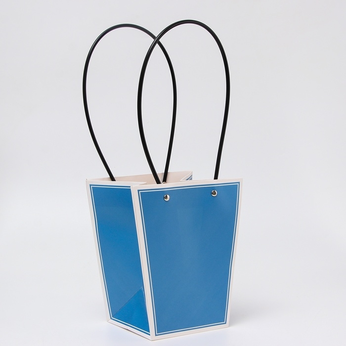 Сумка для цветов синяя влагостойкая, 17x17-11.5x11.5-20 см 4 Сумка для цветов синяя влагостойкая, 17x17-11.5x11.5-20 см 4