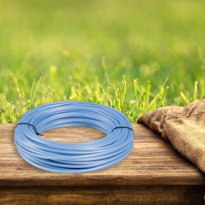 Ротанг искусственный гладкий 7 мм 100 м полутрубка (голубой перламутр) Ротанг искусственный гладкий 7 мм 100 м полутрубка (голубой перламутр)