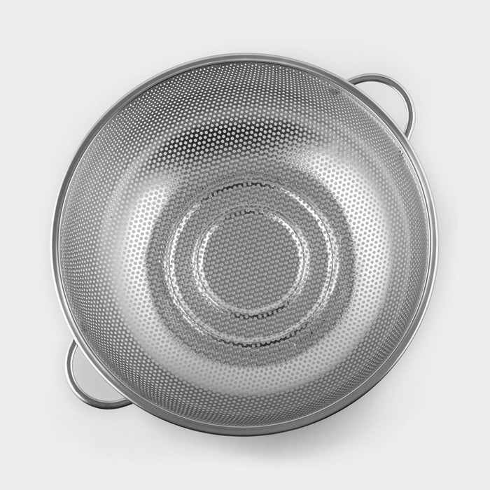 Дуршлаг из нержавеющей стали «Марко», d=31,5 см, две ручки, цвет хромированный Дуршлаг из нержавеющей стали «Марко», d=31,5 см, две ручки, цвет хромированный