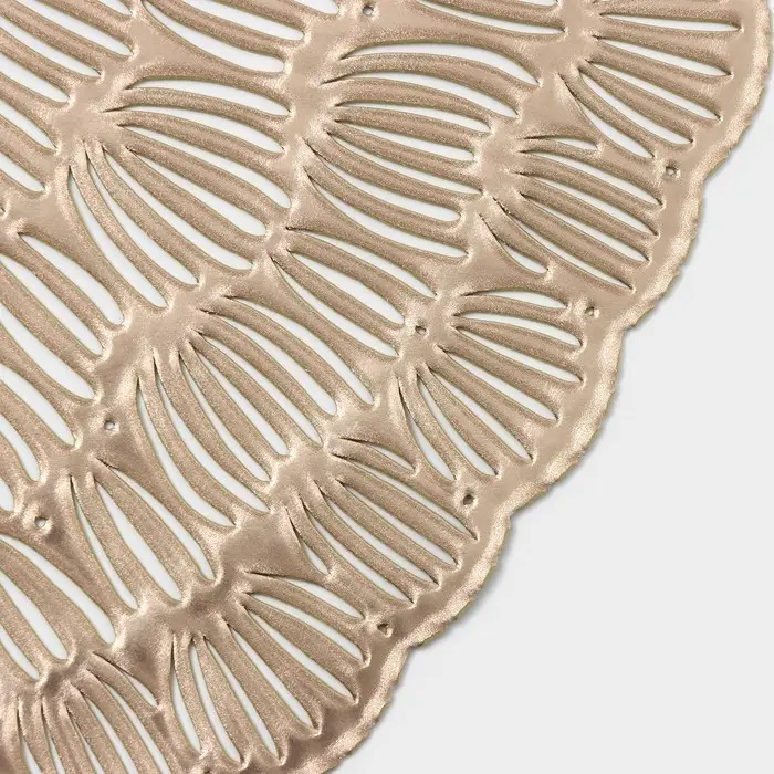 Салфетки сервировочные на стол Доляна &laquo;Бутоны&raquo;, d=38 см, 4 шт., золотые