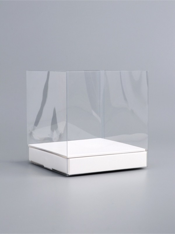 Коробка под бенто-торт с ленточками, золотая , 15,5 х 15,5 х 16 см Коробка под бенто-торт с ленточками, золотая , 15,5 х 15,5 х 16 см