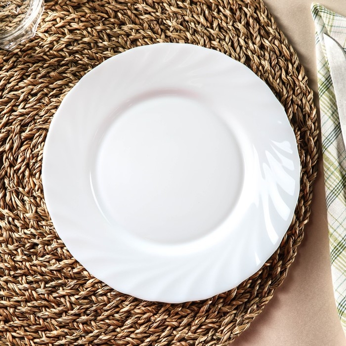 Тарелка десертная Luminarc Trianon, d=19.5 см, стеклокерамика, белая Тарелка десертная Luminarc Trianon, d=19.5 см, стеклокерамика, белая