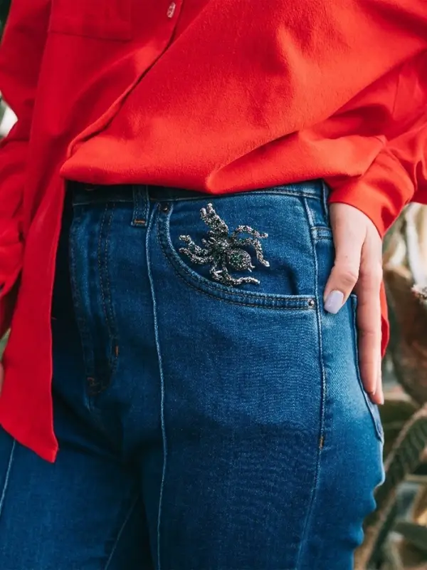 Брошь &laquo;Паук&raquo;, цветочки, серо-зелёная в чернёном серебре