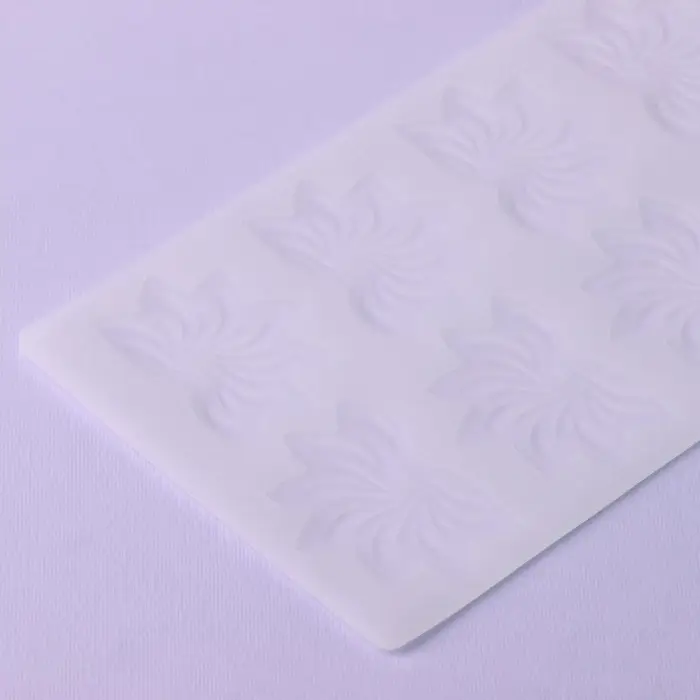 Форма для шоколада «Веер», силикон, 8 ячеек, 20×13×0.1 см, прозрачная