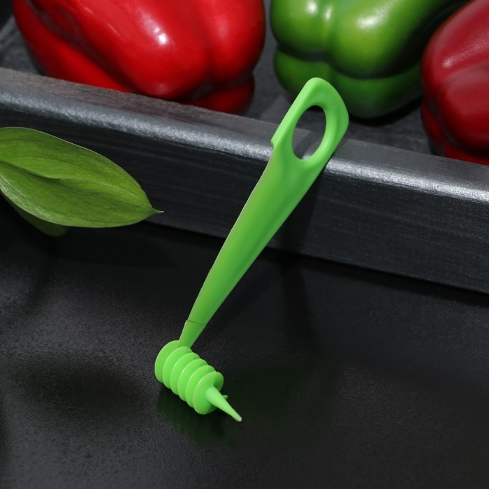 Овощерезка спиралью Доляна «Буратино», 10,5 см, цвет МИКС Овощерезка спиралью Доляна «Буратино», 10,5 см, цвет МИКС