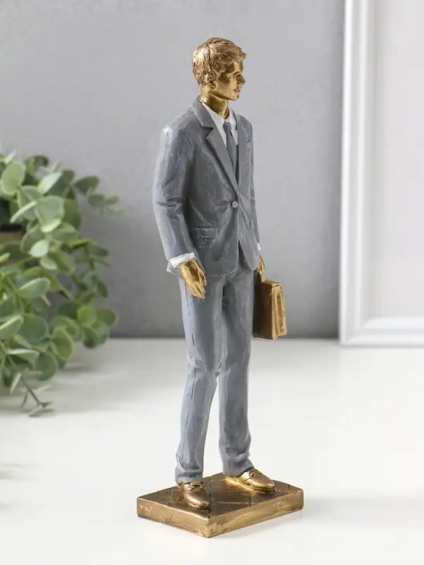 Сувенир полистоун "Мужчина-адвокат в сером костюме с портфелем" 24,5 см