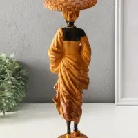 Сувенир полистоун "Африканка в горчичном наряде, в шляпе" 11,5х11,5х33,5 см