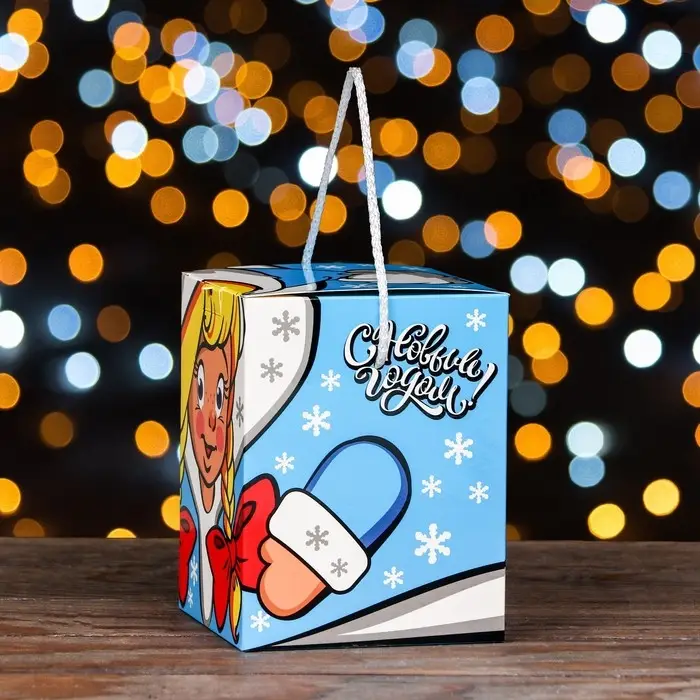 Коробка подарочная новогодняя «Снегурочка»,12×12×15.5 см Коробка подарочная новогодняя «Снегурочка»,12×12×15.5 см