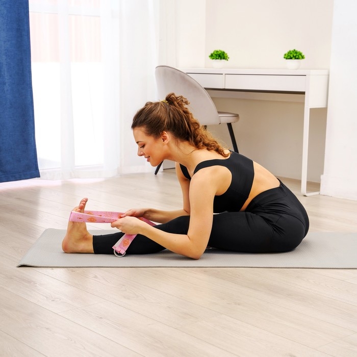 Ремень для йоги Sangh Sun, 180х4 см, цвет розовый Ремень для йоги Sangh Sun, 180х4 см, цвет розовый