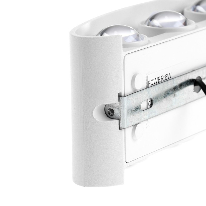 Светильник фасадный «Полусфера», FSD-070, 6 Вт, 3000К, 3 луча, IP65, 220 В, пластик, белый 1008421 Светильник фасадный «Полусфера», FSD-070, 6 Вт, 3000К, 3 луча, IP65, 220 В, пластик, белый 1008421