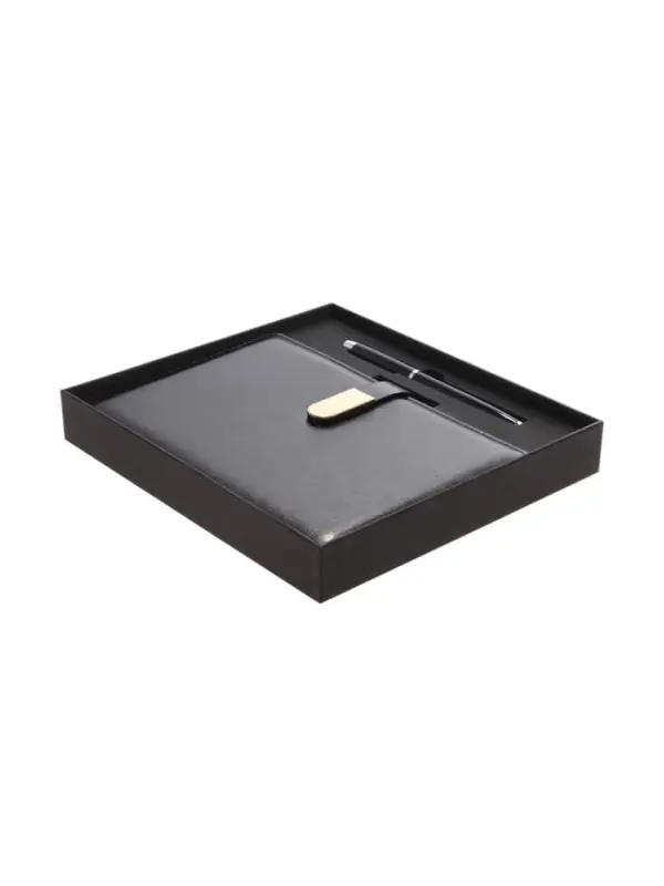 Ежедневник недатированный формат А5, 80л, линия, с ручкой, подар коробка, Черный