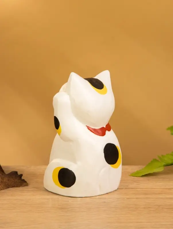 Сувенир «Кошка Неко», 6×6×11 см, дерево, белый Сувенир «Кошка Неко», 6×6×11 см, дерево, белый