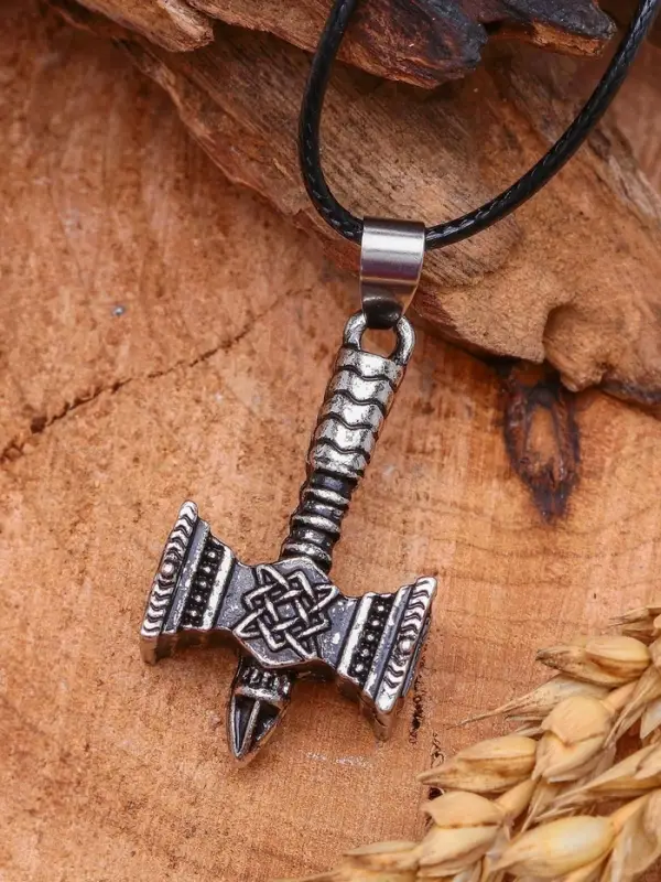 Кулон мужской &laquo;Молот Сварога&raquo;, цвет чернёное серебро на чёрном шнурке, 45 см