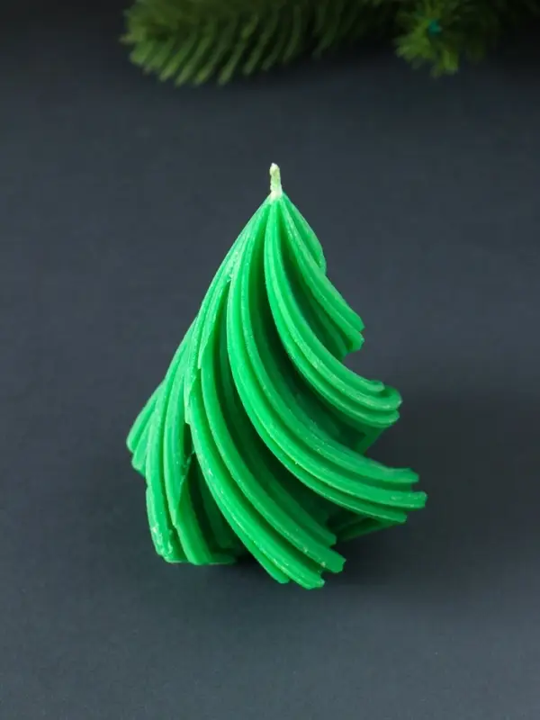 Свеча "Елочка спиралька" 110х75х65 мм, зеленая