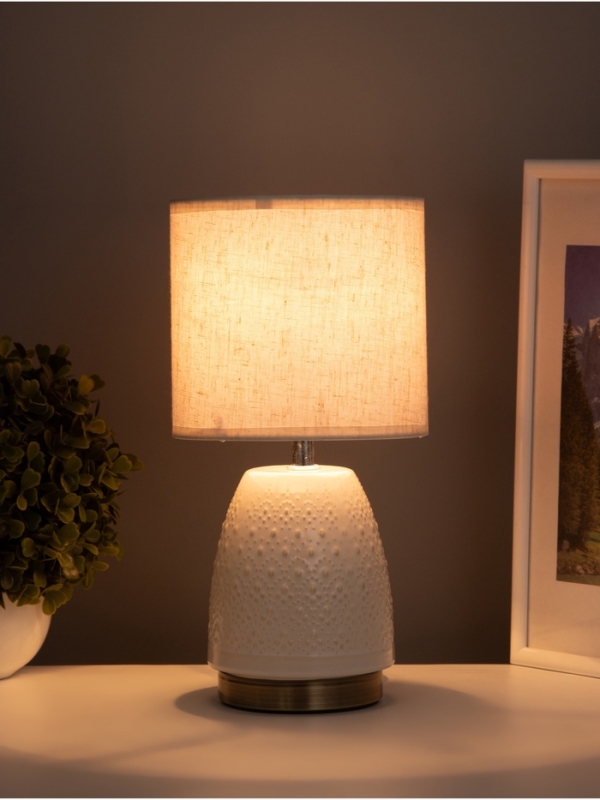 Лампа настольная Лампа настольная "Масаки" 1х40Вт Е14 бежевый 15х15х30см