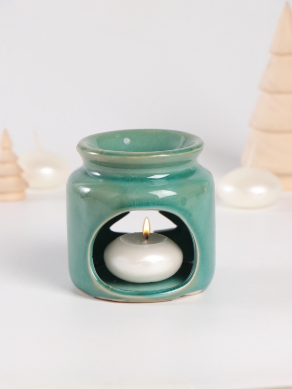 Набор: аромалампа для эфирных масел, мелтсы из воска ароматические «Ёлочка», зелёная, 7.5×7.5×8 см Набор: аромалампа для эфирных масел, мелтсы из воска ароматические «Ёлочка», зелёная, 7.5×7.5×8 см