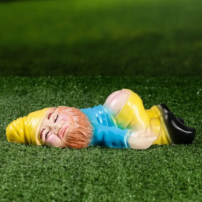 Садовая фигура  Садовая фигура "Рыжий пьяный гном" 23см