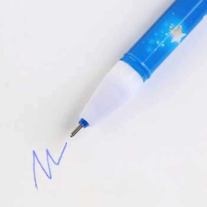 Ручка пиши-стирай, гелевая, синяя паста, 0.5 мм, с колпачком «Новый год: Чудеса вокруг тебя» Ручка пиши-стирай, гелевая, синяя паста, 0.5 мм, с колпачком «Новый год: Чудеса вокруг тебя»