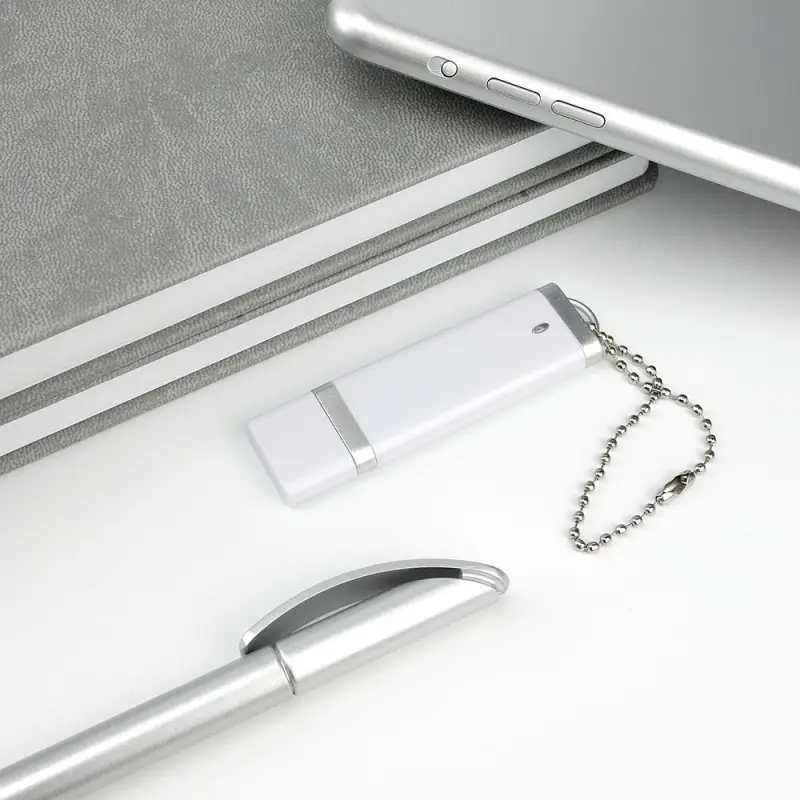 Флешка Profit, 16 Гб, белая Флешка Profit, 16 Гб, белая