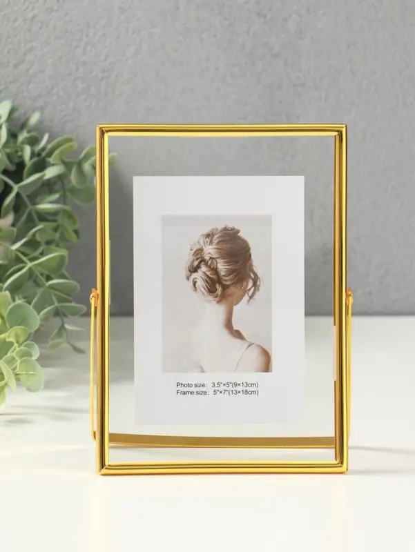 Фоторамка металл на 1 фото 13х18 см Фоторамка металл на 1 фото 13х18 см "Лофт" золото гальваника 1,2х14х18,8 см