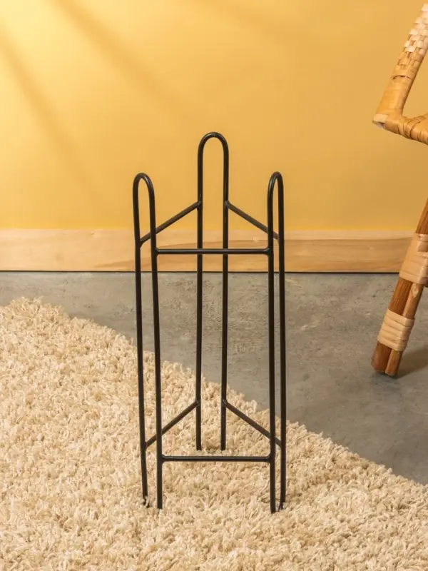 Кашпо на подставке  Кашпо на подставке "Хани" железо 18х18х56 см