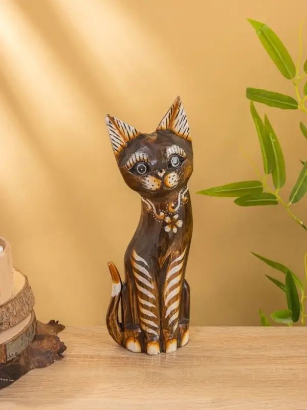 Сувенир «Кошка в ошейнике», 10×4×30 см, дерево, МИКС