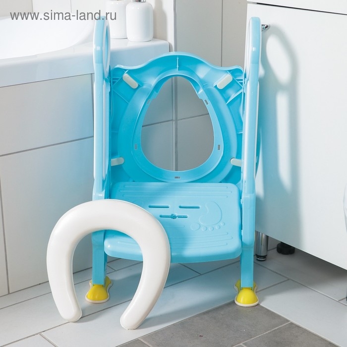 Детская накладка - сиденье на унитаз со ступенькой, с мягким сиденьем, цвет голубой Детская накладка - сиденье на унитаз со ступенькой, с мягким сиденьем, цвет голубой