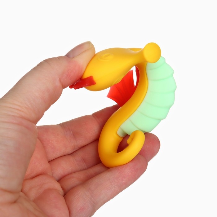 Прорезыватель силиконовый «Морской конёк», цвет жёлтый, Крошка Я