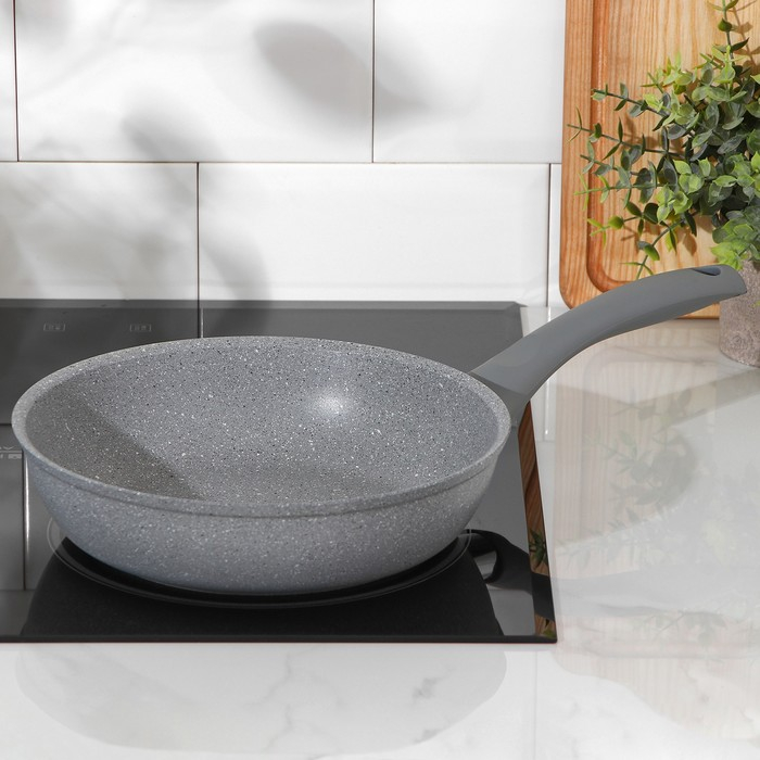 Сковорода, d=24 см, пластиковая ручка, антипригарное покрытие, цвет светлый мрамор Сковорода, d=24 см, пластиковая ручка, антипригарное покрытие, цвет светлый мрамор