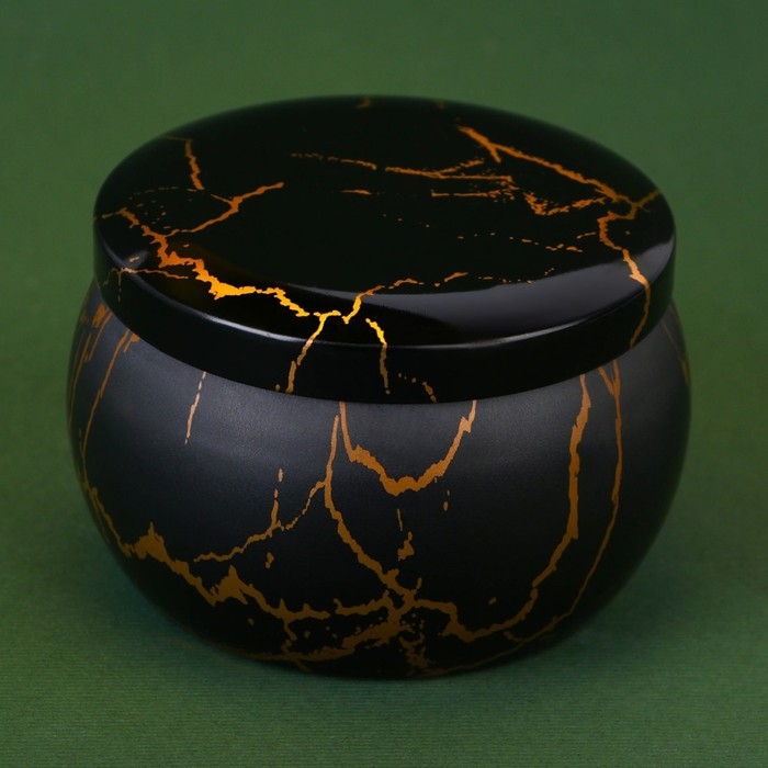 Новогодняя ароматическая свеча в банке «Новый год: Роскошь», аромат ваниль, 6 х 6 х 4 см. Новогодняя ароматическая свеча в банке «Новый год: Роскошь», аромат ваниль, 6 х 6 х 4 см.