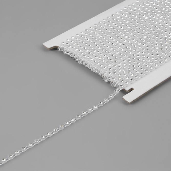 Стразы на нитях, 3 мм, 9 ± 1 м, цвет прозрачный Стразы на нитях, 3 мм, 9 ± 1 м, цвет прозрачный