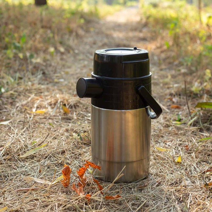 Термос Термос "Амет. Гейзер" 1с732, с пневмонасосом, 2.5 л, 55 °С, сохраняет тепло 24 ч