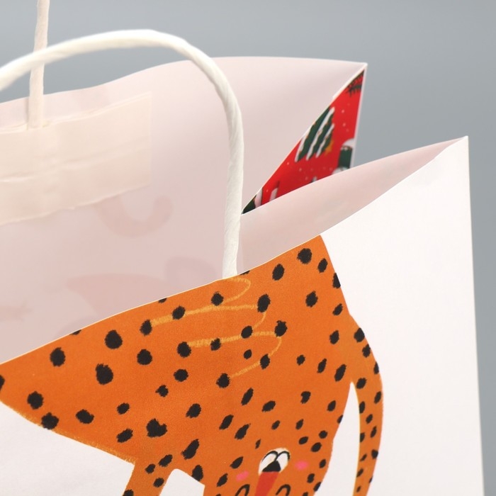 Пакет подарочный новогодний крафтовый «Оторвемся», 28 х 32 х 15 см, Новый год Пакет подарочный новогодний крафтовый «Оторвемся», 28 х 32 х 15 см, Новый год