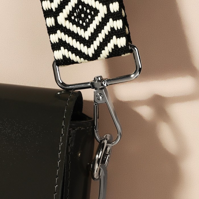 Ручка для сумки «Орнамент», стропа, 135 ± 3 × 3,8 см, цвет чёрный/белый Ручка для сумки «Орнамент», стропа, 135 ± 3 × 3,8 см, цвет чёрный/белый