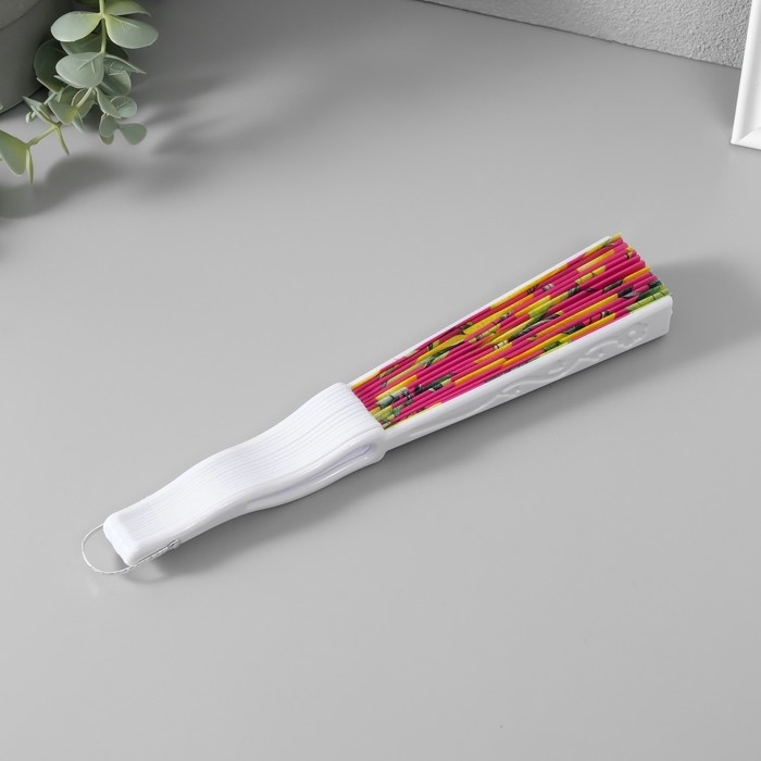 Веер пластик, текстиль  Веер пластик, текстиль "Россыпь лимонов" МИКС 23 см