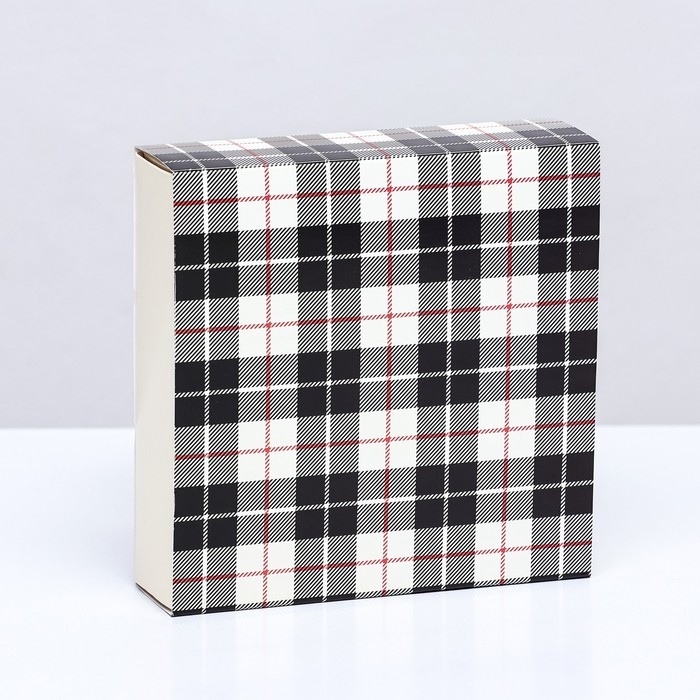 Коробка для 9 конфет с обечайкой , Коробка для 9 конфет с обечайкой , "Мужской" 13,8 х 13,8 х 3,8. Кондитерская упаковка