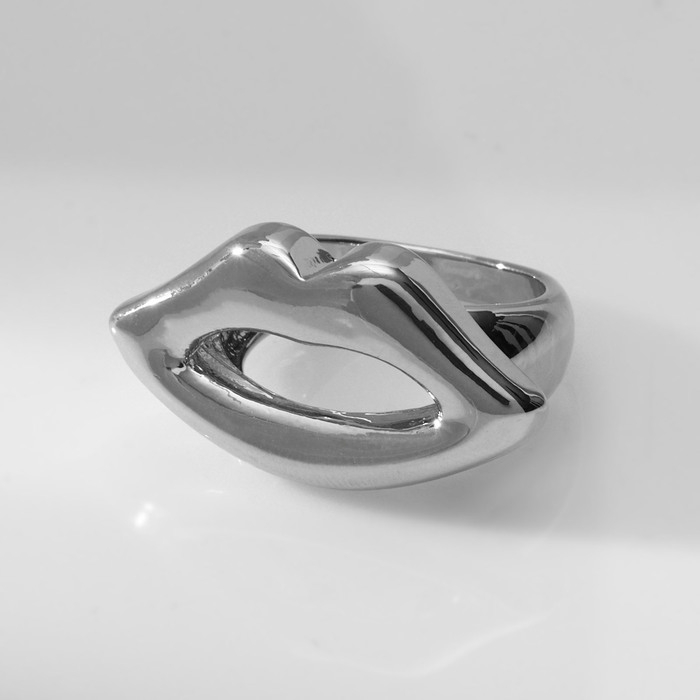 Кольцо металл «Тренд» губы, цвет серебро, размер 17 Кольцо металл «Тренд» губы, цвет серебро, размер 17