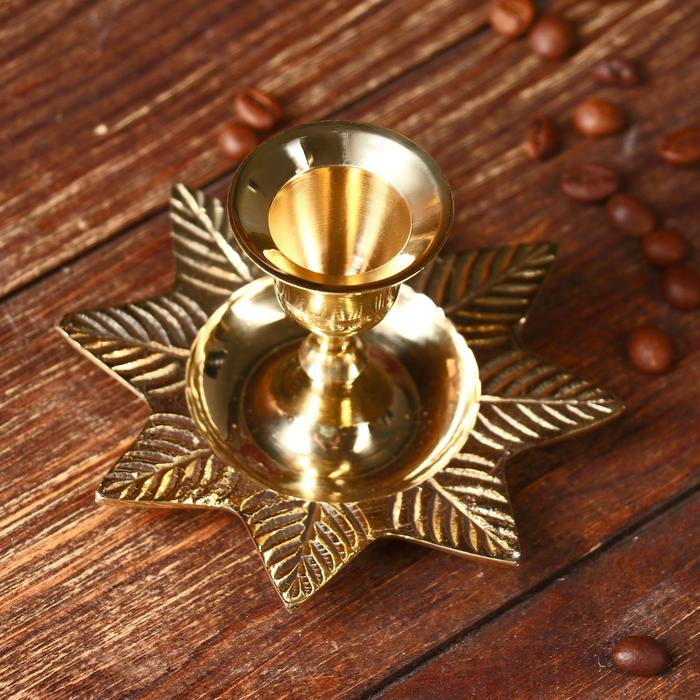 Подсвечник "Листок" на 1 свечу, латунь 9,5х9,5х6 см