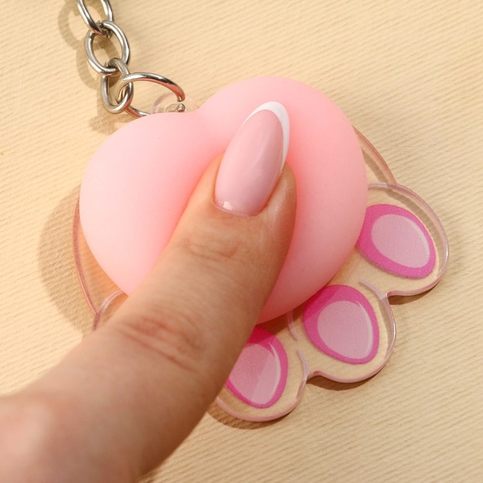 Брелок мялка для ключей «Лапка» 4.6 х 7 см Брелок мялка для ключей «Лапка» 4.6 х 7 см