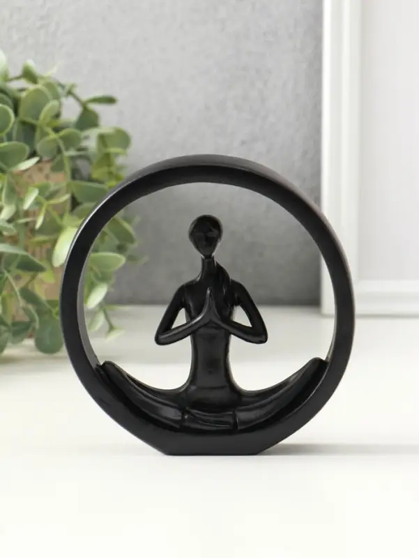 Сувенир полистоун "Девушка медитирует" чёрный 2,5х12,2х12,3 см